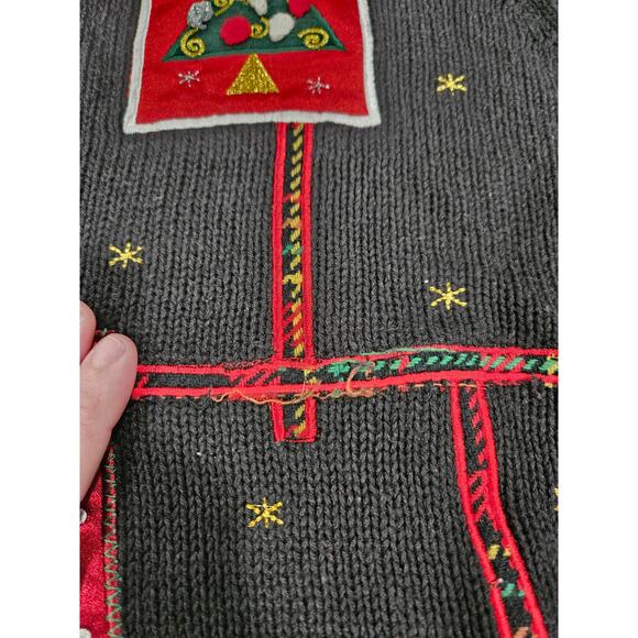 Vintage Holiday Editions Black Christmas Sweater Embroidered Holiday Sz L Santa - Picture 3 of 9
